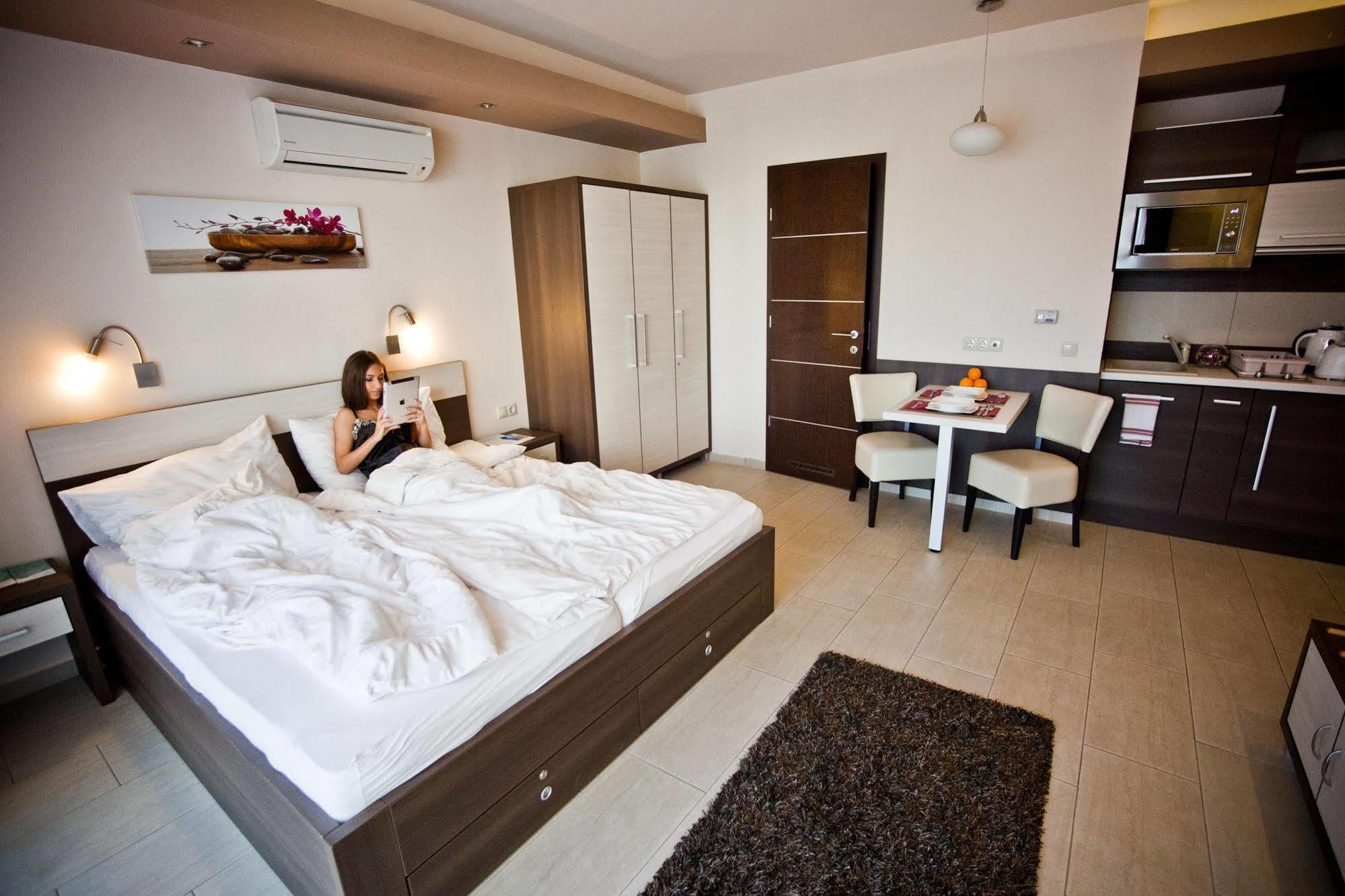 Nemeth Apartmanok Шарвар Екстер'єр фото